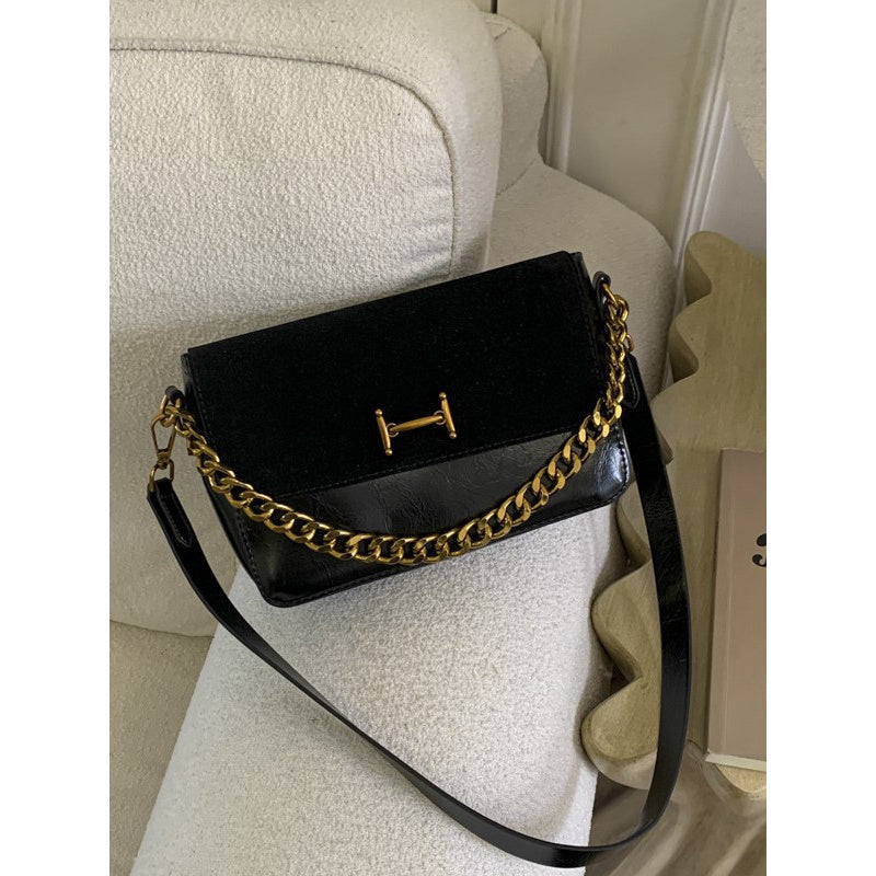 Trendy Small Square Handbag for Autumn And Winter 2025, Featuring a Vintage Design And Made of Soft Faux Leather, Suitable for Underarm, Shoulder, Or Crossbody Use