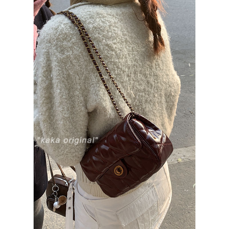 Style Women's Bag 2024 New Winter Versatile Quilted Chain Small Square Bag Fashion Retro Shoulder Crossbody Bag