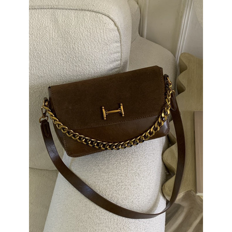 Trendy Small Square Handbag for Autumn And Winter 2025, Featuring a Vintage Design And Made of Soft Faux Leather, Suitable for Underarm, Shoulder, Or Crossbody Use