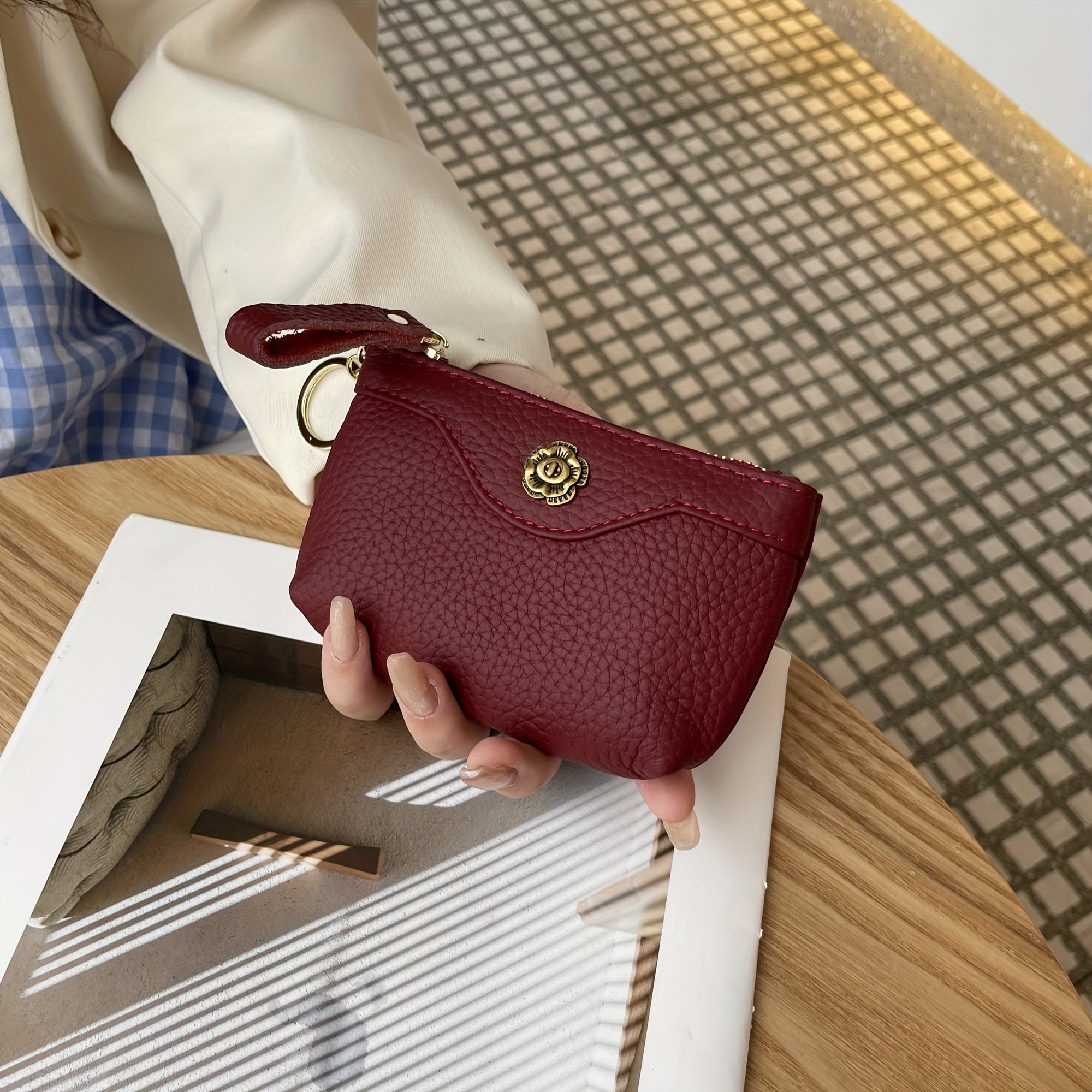 Fashionable And Exquisite European And American Popular Solid Color Leather Zippered Coin Purse And Key Pouch, a Mini Compact Coin Wallet And Card Holder