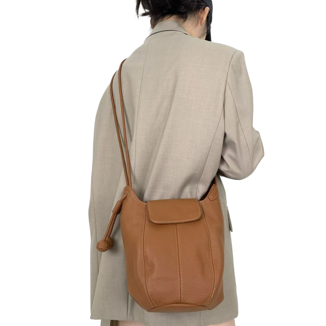 Genuine Leather Crossbody Bag for Women - Stylish Minimalist Handbag Featuring Zipper Closure, Gold-Toned Accents & Removable Strap, Compact Daily Purse for Work And Travel, \u002FBrown\u002F, Crossbody Bag