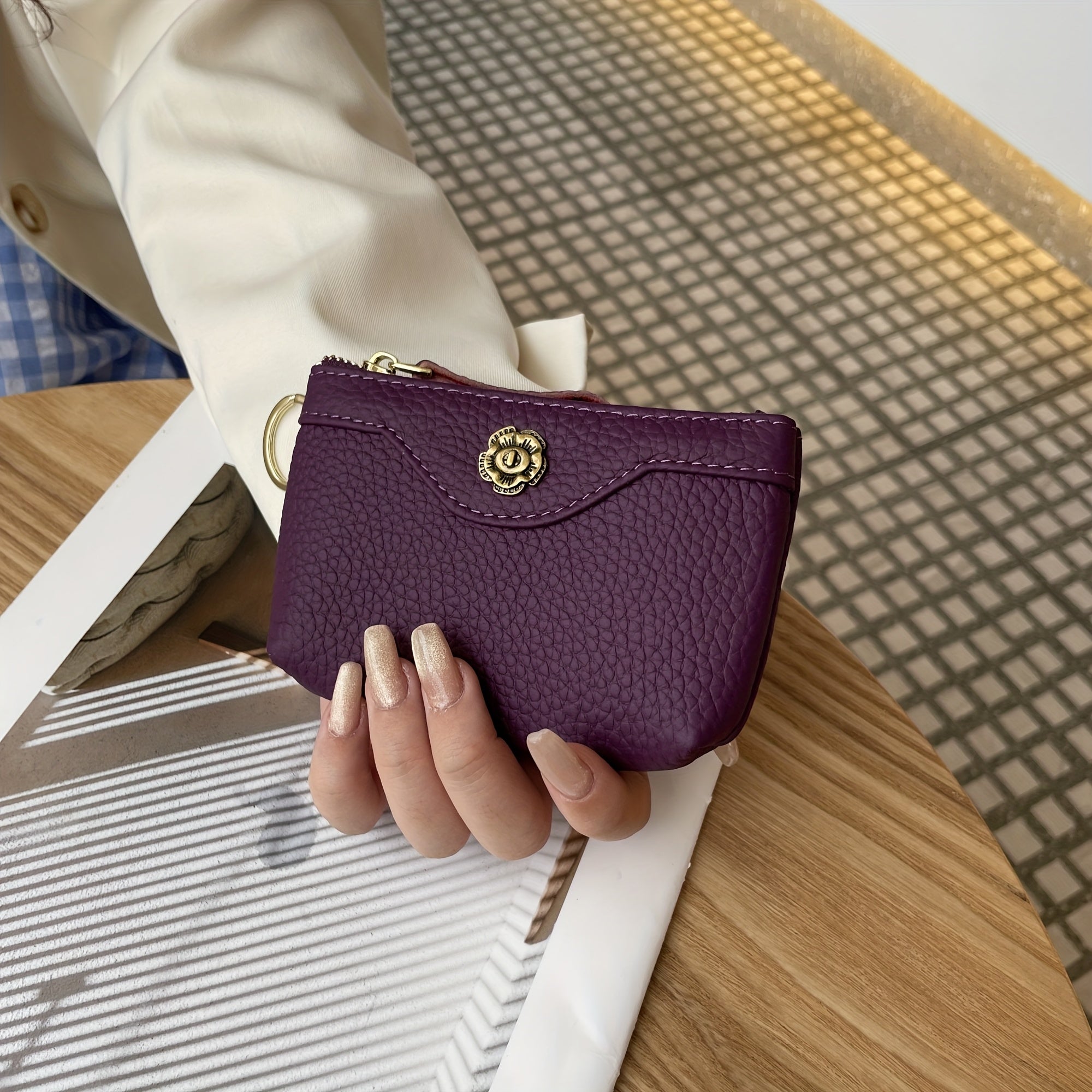 Fashionable And Exquisite European And American Popular Solid Color Leather Zippered Coin Purse And Key Pouch, a Mini Compact Coin Wallet And Card Holder