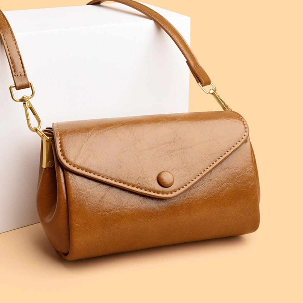 A Stylish And Elegant Vintage-Inspired Bag for Women, Perfect for Casual Outings And Versatile Enough to Match Any Outfit