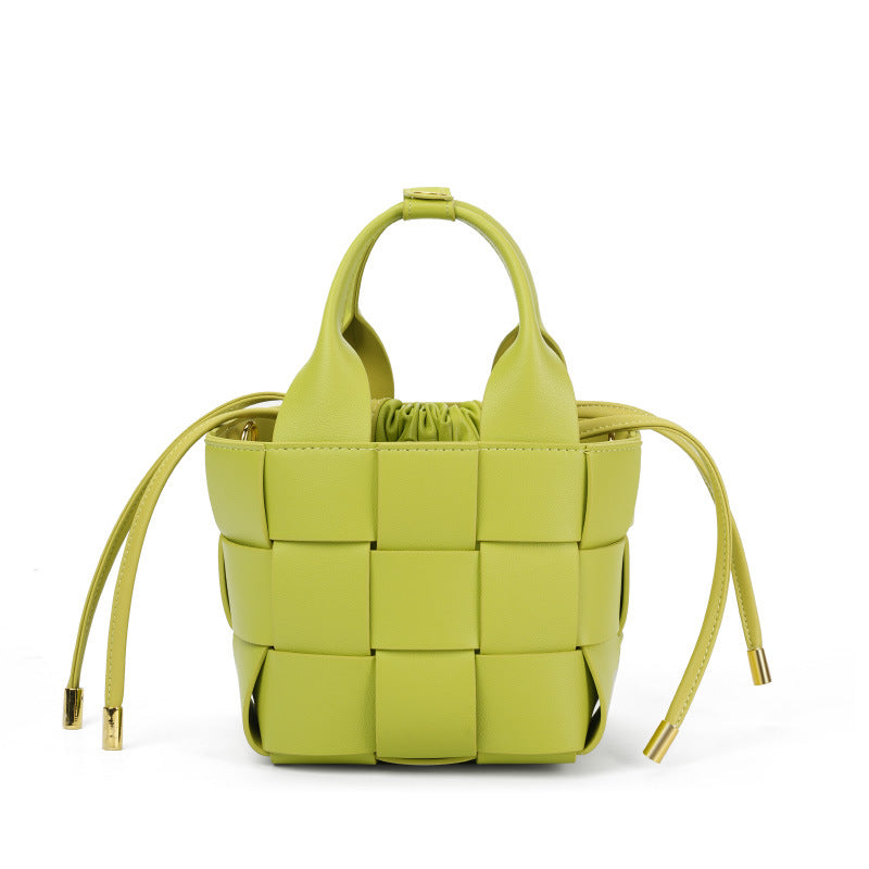 High-End Genuine Leather Woven Bag | Cowhide Niche Vegetable Basket Bucket Bag with Multiple Compartments, Fashionable Commuting Design, Practical Daily Storage, Elegant Women's Bag, Soft and Durable