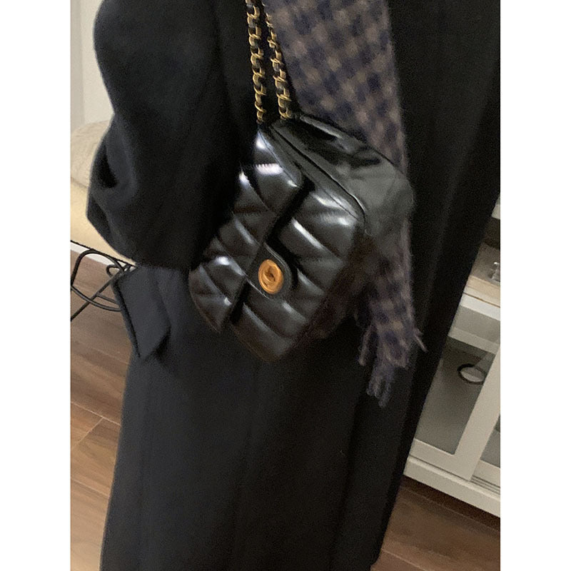 Style Women's Bag 2024 New Winter Versatile Quilted Chain Small Square Bag Fashion Retro Shoulder Crossbody Bag
